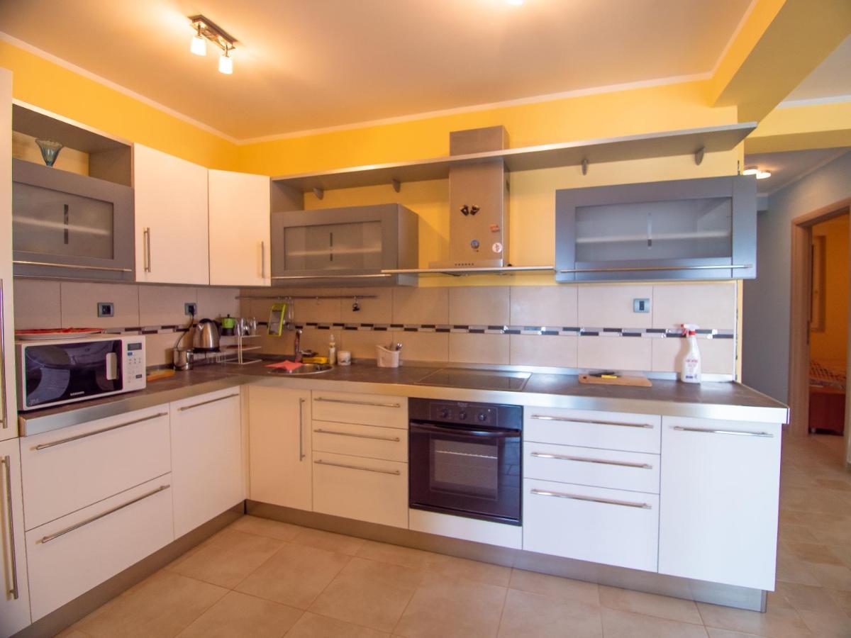 Mum'S Apartment Petrovac 외부 사진